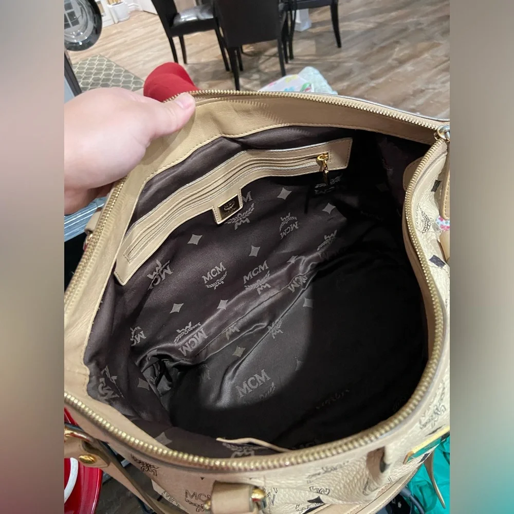 Mcm - Picture 7 of 7